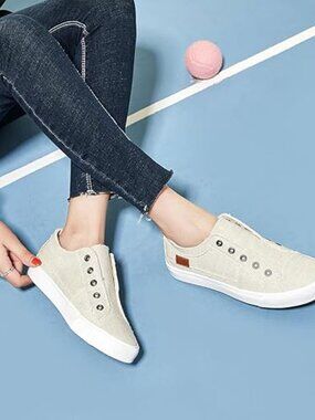 Women's Slip on Shoes Non Slip Fashion Canvas Sneakers Low Top Casual Shoes